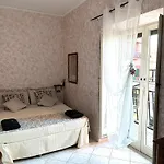 Rian House